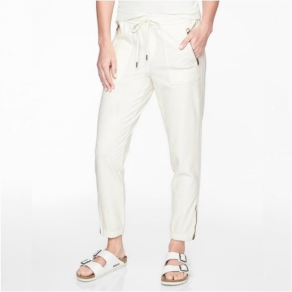 Athleta Pants - ATHLETA Farallon Stretch Jogger Pant in Putty Size 8
